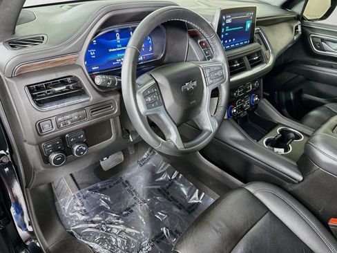 Used 2023 Chevrolet Suburban Z71 AWD/4WD image 23