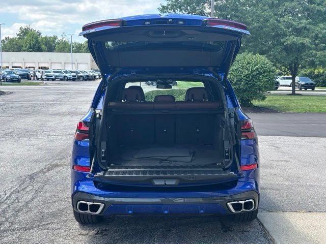 Used 2026 BMW X5 M60i AWD/4WD image 33