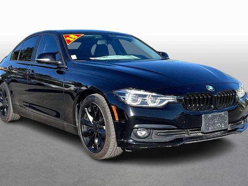 Used 2018 BMW 320i Sedan image 10