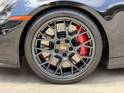 Used 2025 Porsche 911 Carrera 4 GTS AWD/4WD image 12