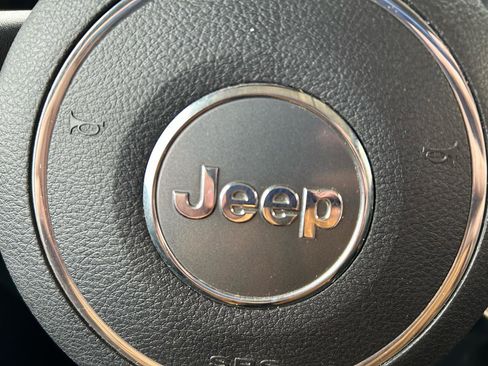 Used 2014 Jeep Wrangler Unlimited Rubicon w/ Dual Top Group image 20