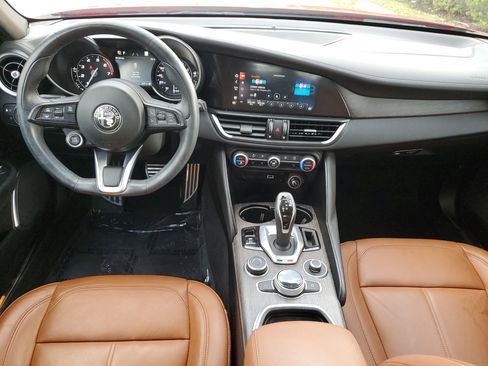 Used 2022 Alfa Romeo Giulia Ti image 12