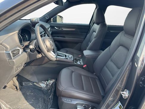 New 2025 MAZDA CX-5 Signature image 9