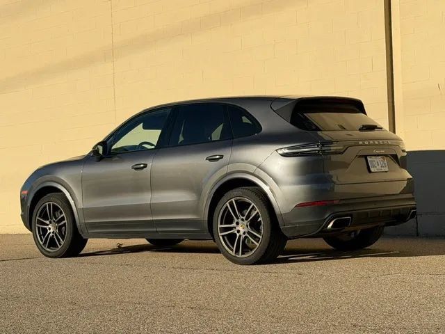 Used 2020 Porsche Cayenne AWD/4WD image 8