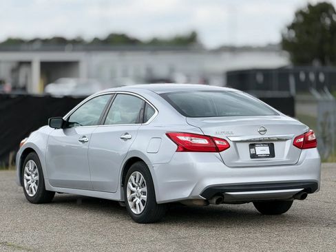 Used 2017 Nissan Altima 2.5 S w/ Power Driver Seat Package image 10