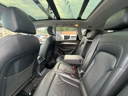 Used 2013 Audi Q5 3.0T Premium Plus w/ Audi MMI Navigation Plus Pkg image 50