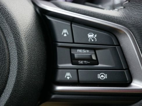 Certified 2025 Subaru Outback Premium image 30