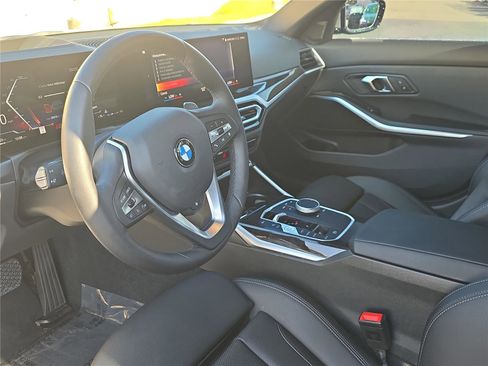 Used 2024 BMW 330i Sedan w/ Premium Package image 15