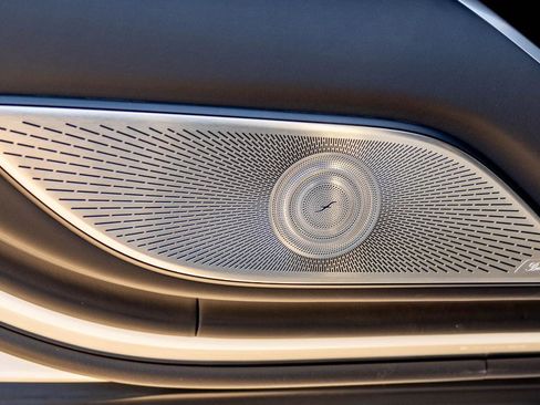 Used 2023 Mercedes-Benz Maybach S 580 4MATIC image 33