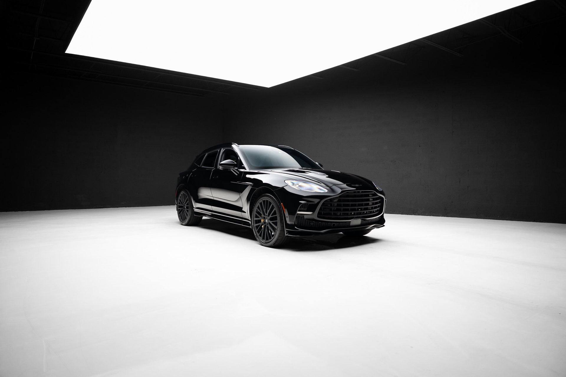 Used 2024 Aston Martin DBX 707 AWD/4WD image 88
