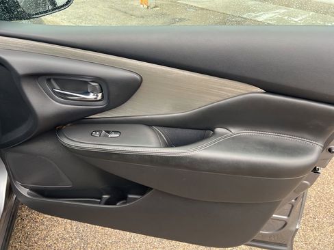 Used 2015 Nissan Murano Platinum w/ Platinum Technology Package AWD/4WD image 23