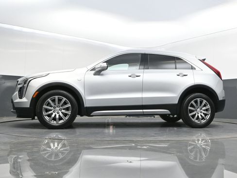 Used 2022 Cadillac XT4 Premium Luxury w/ Enhanced Visibility Package AWD/4WD image 38