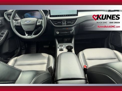 Used 2025 Ford Escape Platinum AWD/4WD image 25