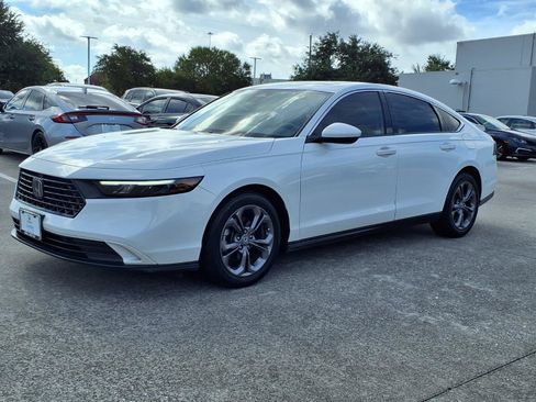 Used 2023 Honda Accord EX image 21
