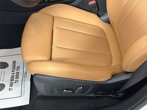 Used 2024 BMW X3 sDrive30i w/ Convenience Package w/ZPA RWD image 19