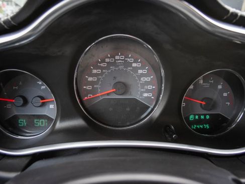 Used 2012 Dodge Avenger SXT FWD image 20