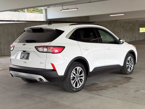 Used 2020 Ford Escape SEL FWD image 5