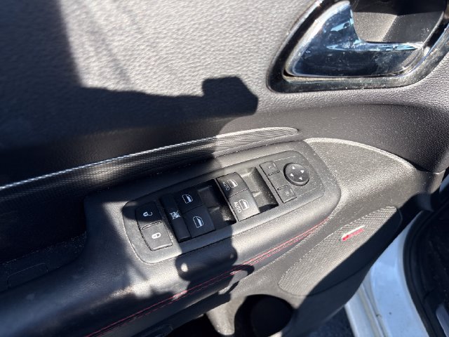 Used 2018 Dodge Durango R/T AWD/4WD image 17