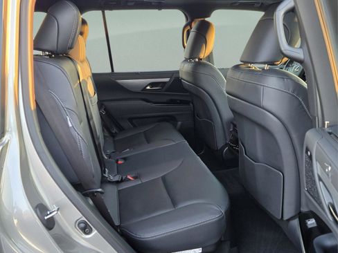 Certified 2024 Lexus LX 600 F Sport image 14