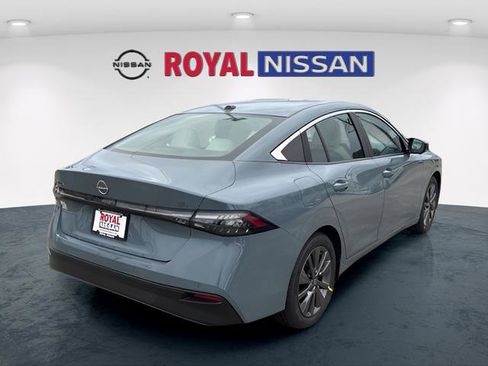 New 2026 Nissan Sentra SL w/ Floor Mat Package FWD image 7