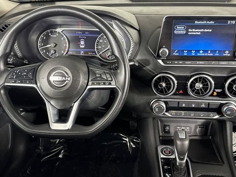 Used 2025 Nissan Sentra SV FWD image 11