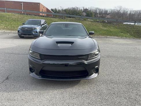 Used 2022 Dodge Charger R/T w/ Plus Group image 3