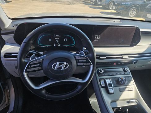 Used 2024 Hyundai Palisade SEL image 17