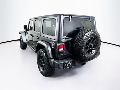 Used 2025 Jeep Wrangler Willys image 5