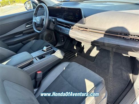 Used 2024 Nissan Ariya FWD image 18