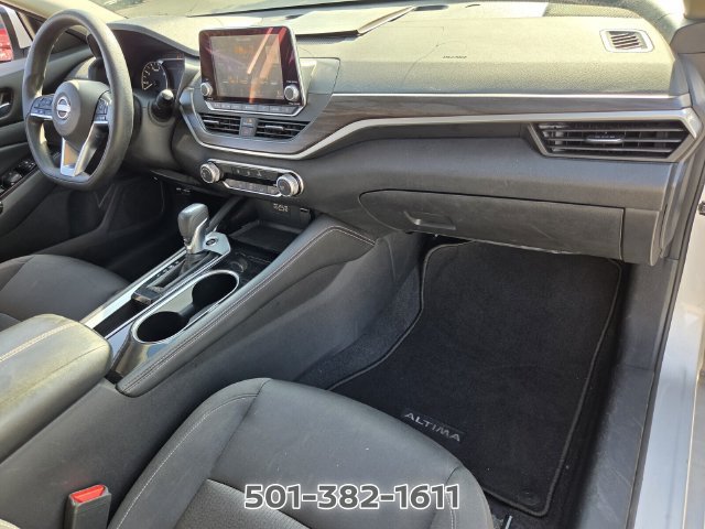 Used 2023 Nissan Altima 2.5 SV FWD image 16