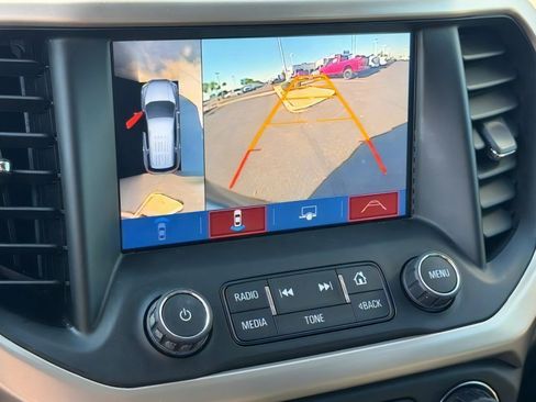 Used 2017 GMC Acadia Denali w/ Technology Package FWD image 28
