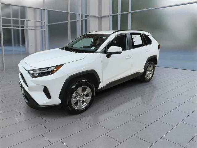 Certified 2025 Toyota RAV4 XLE AWD/4WD image 4