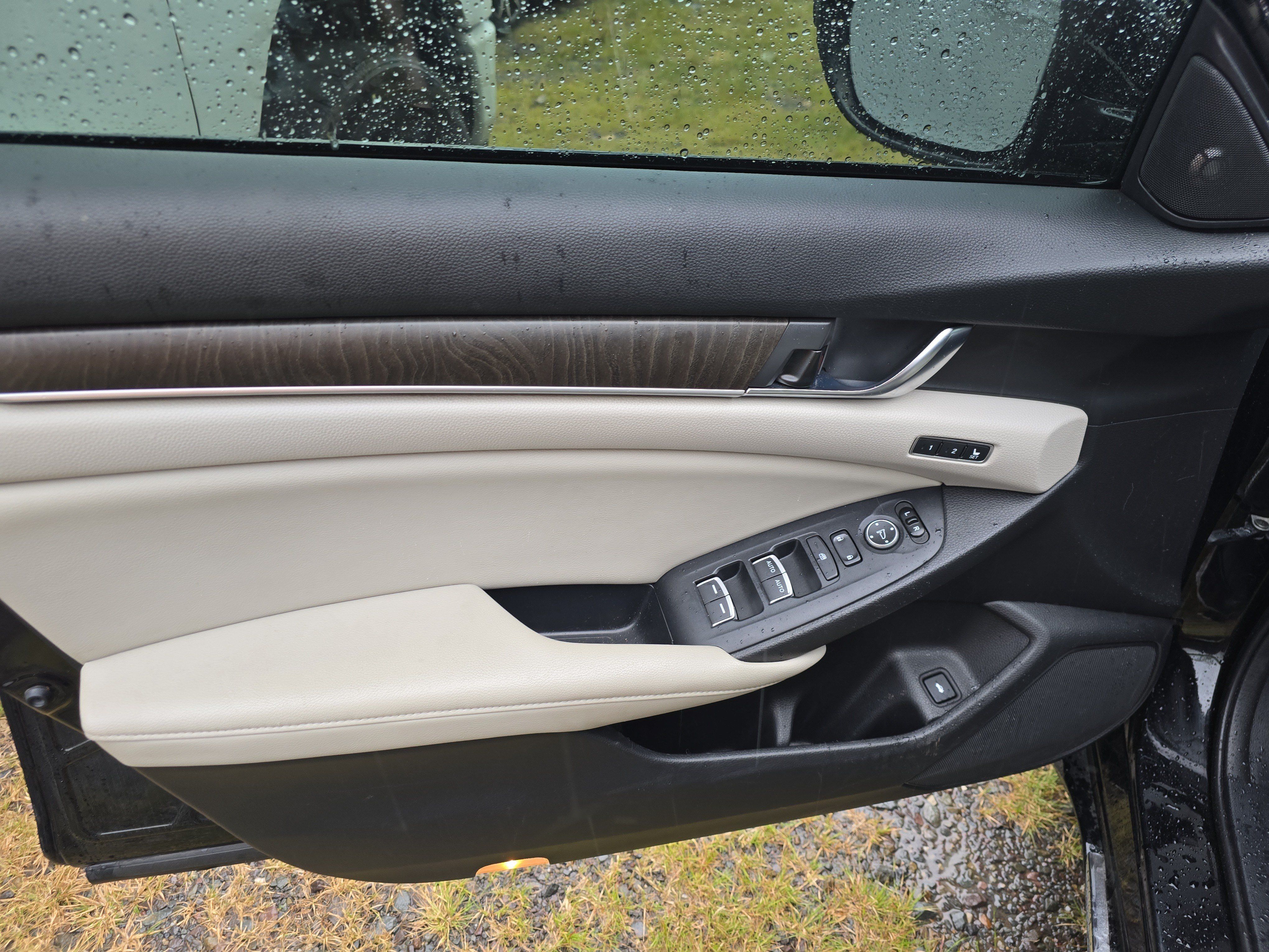 Used 2018 Honda Accord EX-L image 15