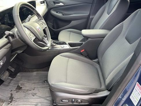Used 2024 Buick Encore GX Preferred w/ Comfort Package FWD image 18