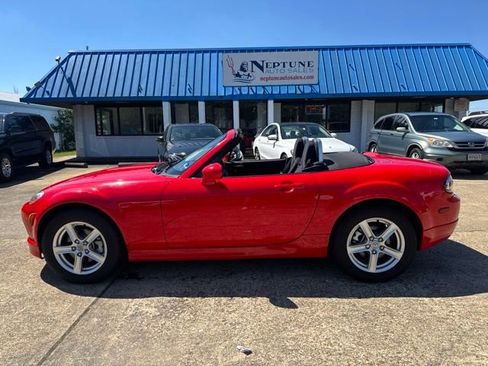 Used 2007 MAZDA MX-5 Miata Sport w/ Appearance Pkg RWD image 5