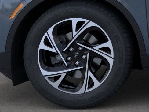 New 2026 Lincoln Nautilus Premier w/ Equipment Group 102A image 19