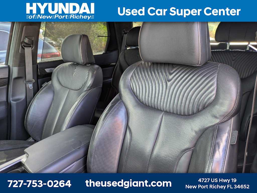 Used 2024 Hyundai Palisade Calligraphy AWD/4WD image 3