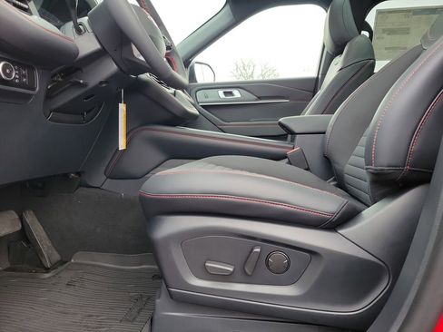 New 2026 Ford Explorer ST-Line w/ ST-Line Street Pack image 17