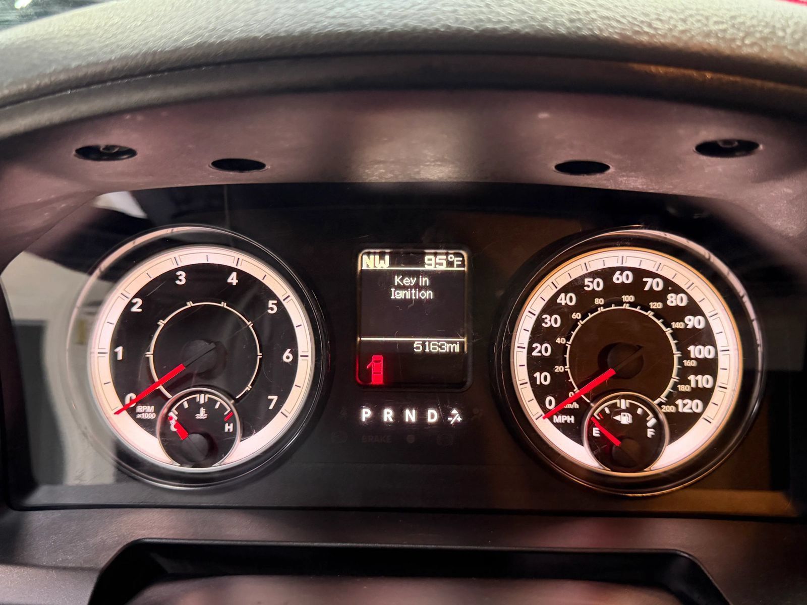 Used 2018 RAM 1500 Express RWD image 32