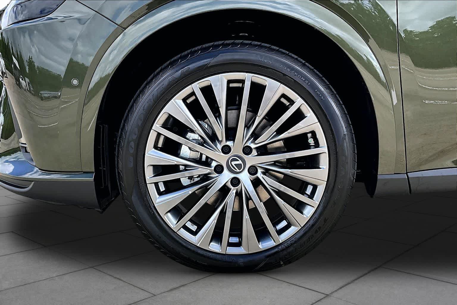 New 2026 Lexus RX 350 FWD w/ Convenience Package image 11