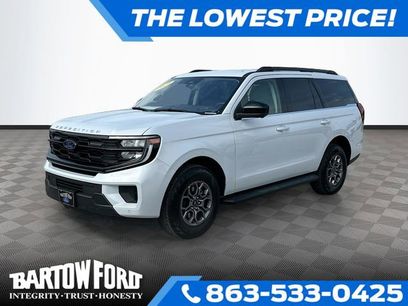 Used 2025 Ford Expedition Active