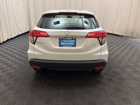 Used 2021 Honda HR-V LX image 6
