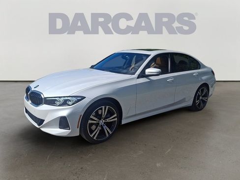 Used 2023 BMW 330i xDrive Sedan w/ Premium Package AWD/4WD image 3