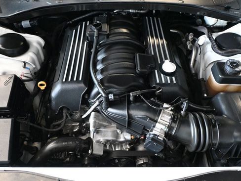 Used 2019 Dodge Charger R/T w/ Plus Group RWD image 19