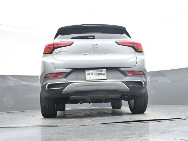 Used 2025 Buick Encore GX Preferred AWD/4WD image 24