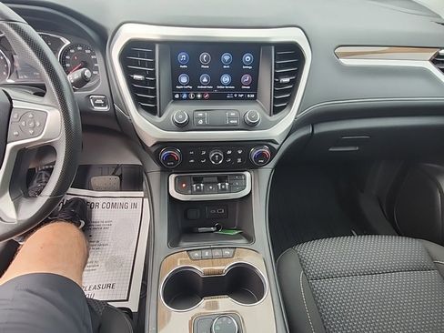 Certified 2023 GMC Acadia SLE w/ LPO, Floor Liner Package image 34