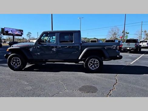 New 2026 Jeep Gladiator Rubicon w/ Safety Group image 24
