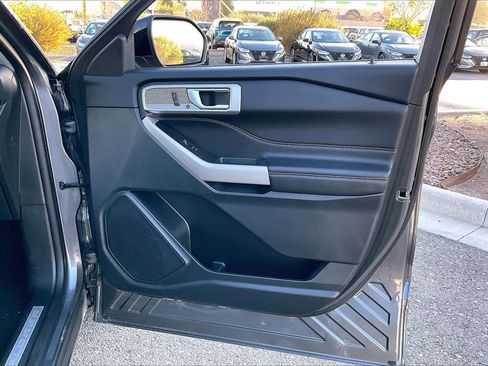 Used 2023 Ford Explorer Limited w/ Equipment Group 301A image 23