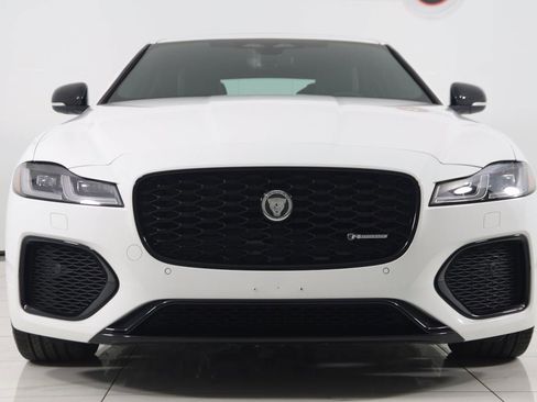 Used 2024 Jaguar XF R-Dynamic SE image 63