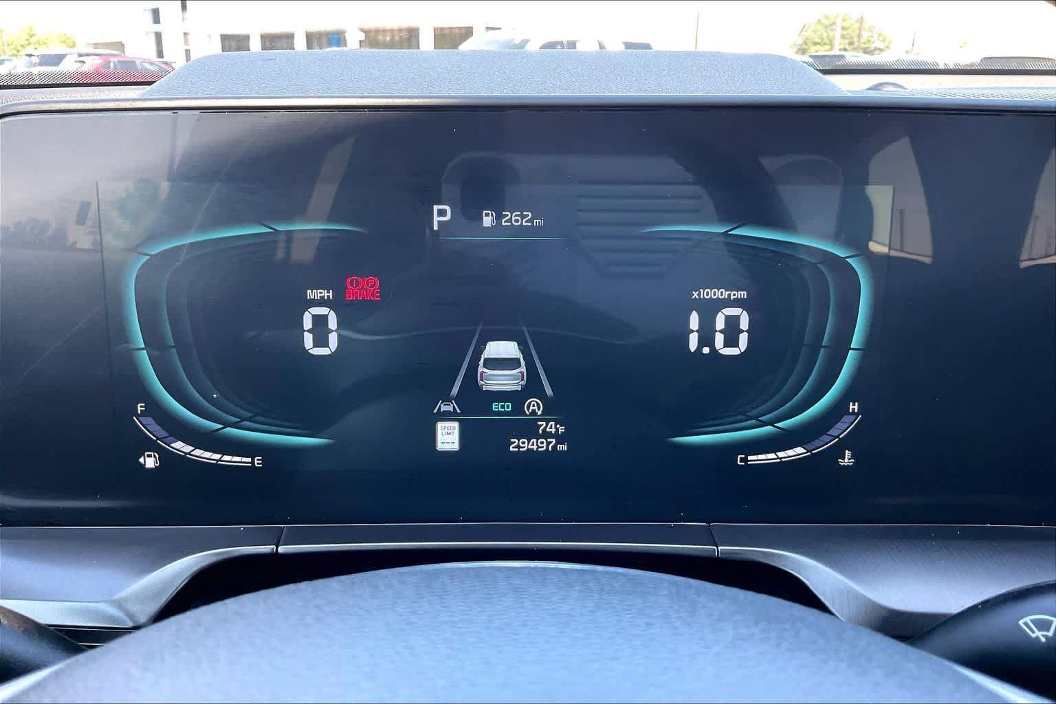 Used 2025 Kia Telluride LX FWD image 24